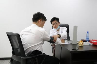 为群众办实事 | 中建七局南方公司临时问诊室 健康服务零距离